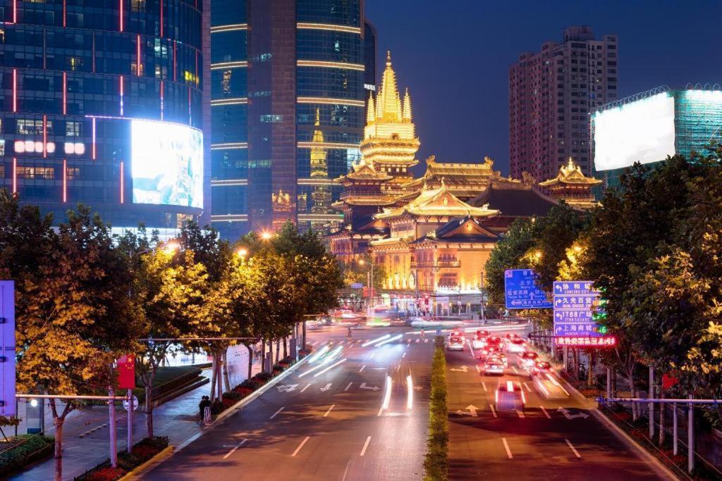 Hanting Zhenping Road Railway Station Shanghai
